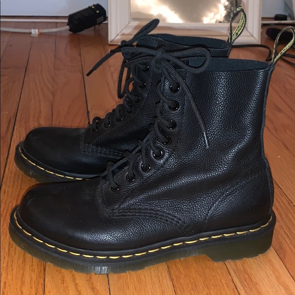 Dr. Martens Shoes - Doc Martens